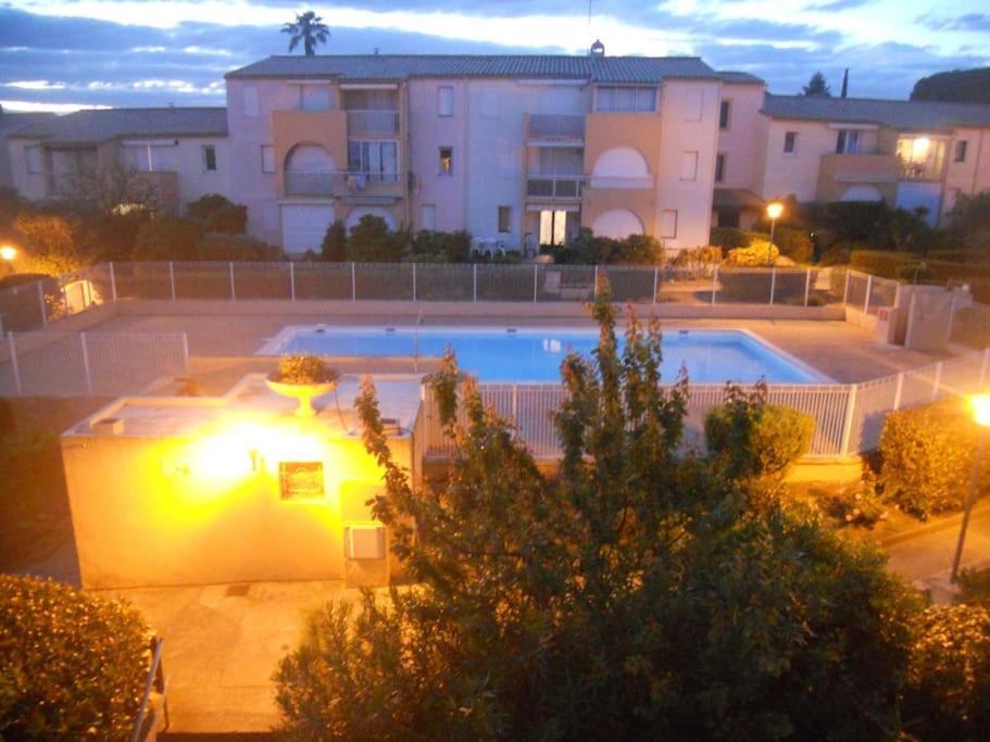 Raisin D'Or, T2, Parking, Piscine Apartment Agde Bagian luar foto